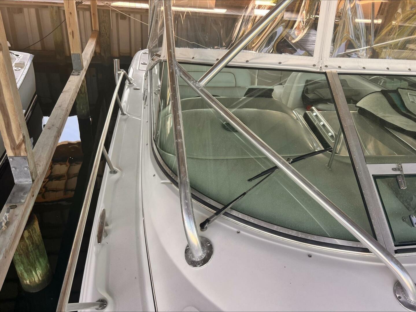 Slide: The Image of Sea Ray 290 Amberjack 2002 - 7