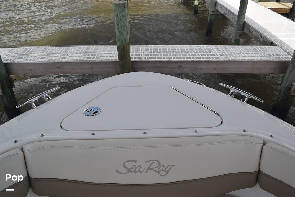 Slide: The Image of Sea Ray 290 Bowrider 2001 - 15451886