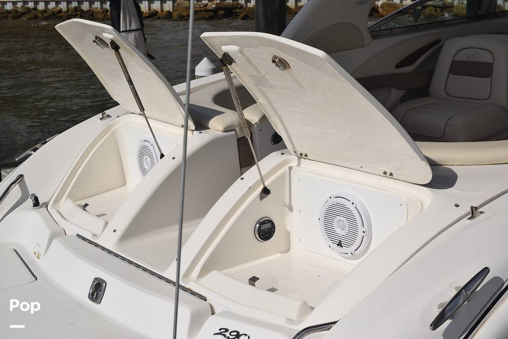 Slide: The Image of Rear Speakers - 15451894