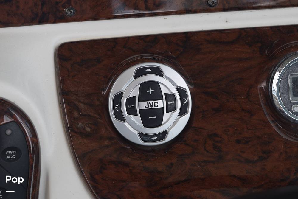 Slide: The Image of Sea Ray 290 Bowrider 2001 - 15452313