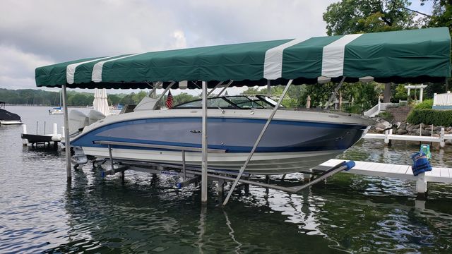 Slide: The Image of Sea Ray 290 SDXO 2022 - 0