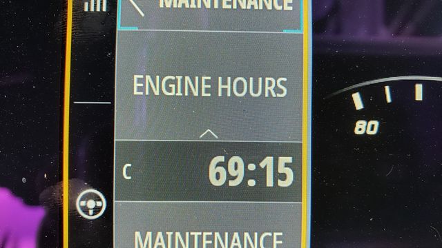 Slide: The Image of Sea Ray 290 SDXO 2022 - 20