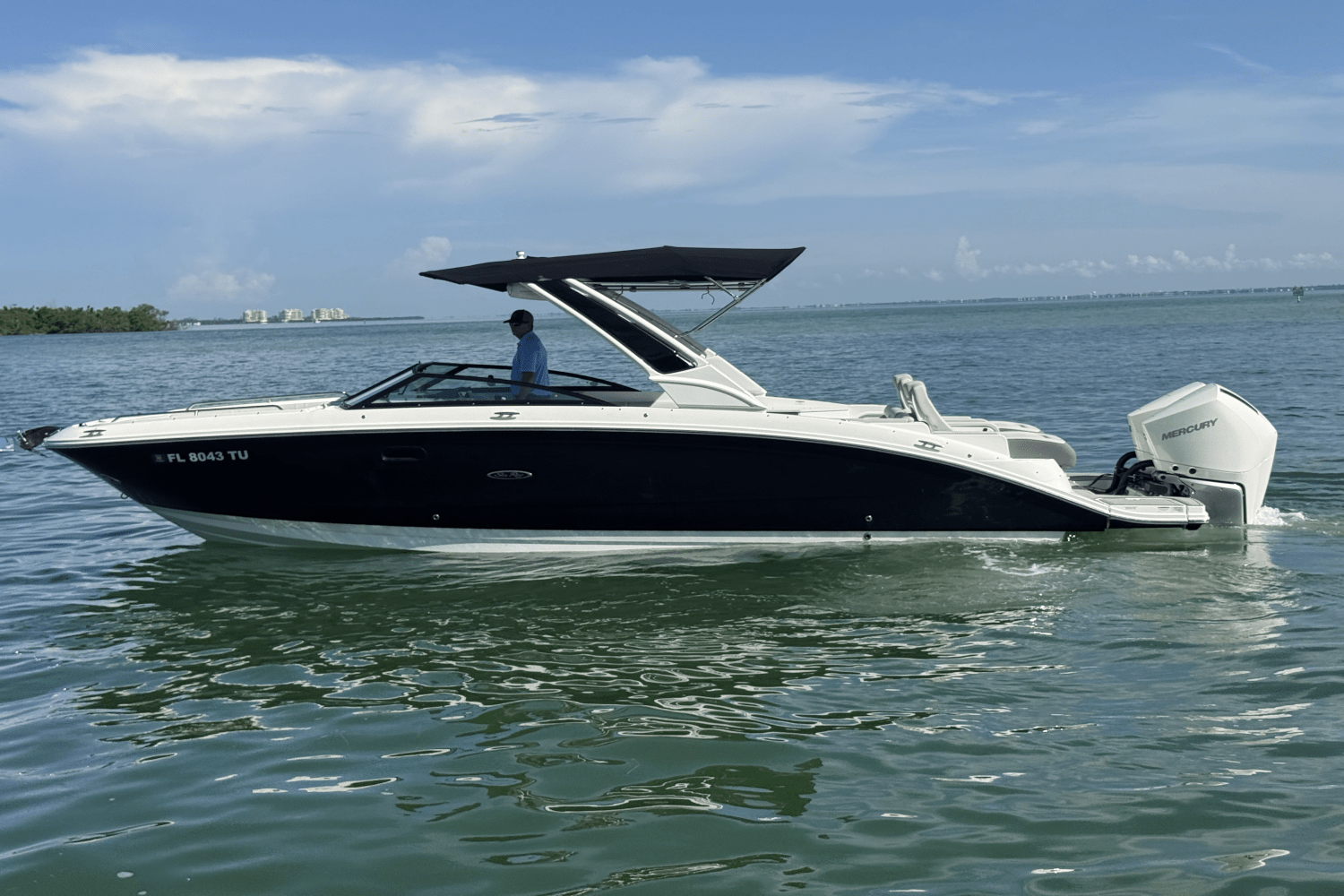 Slide: The Image of Sea Ray 290 SDX OB 2024 - 0