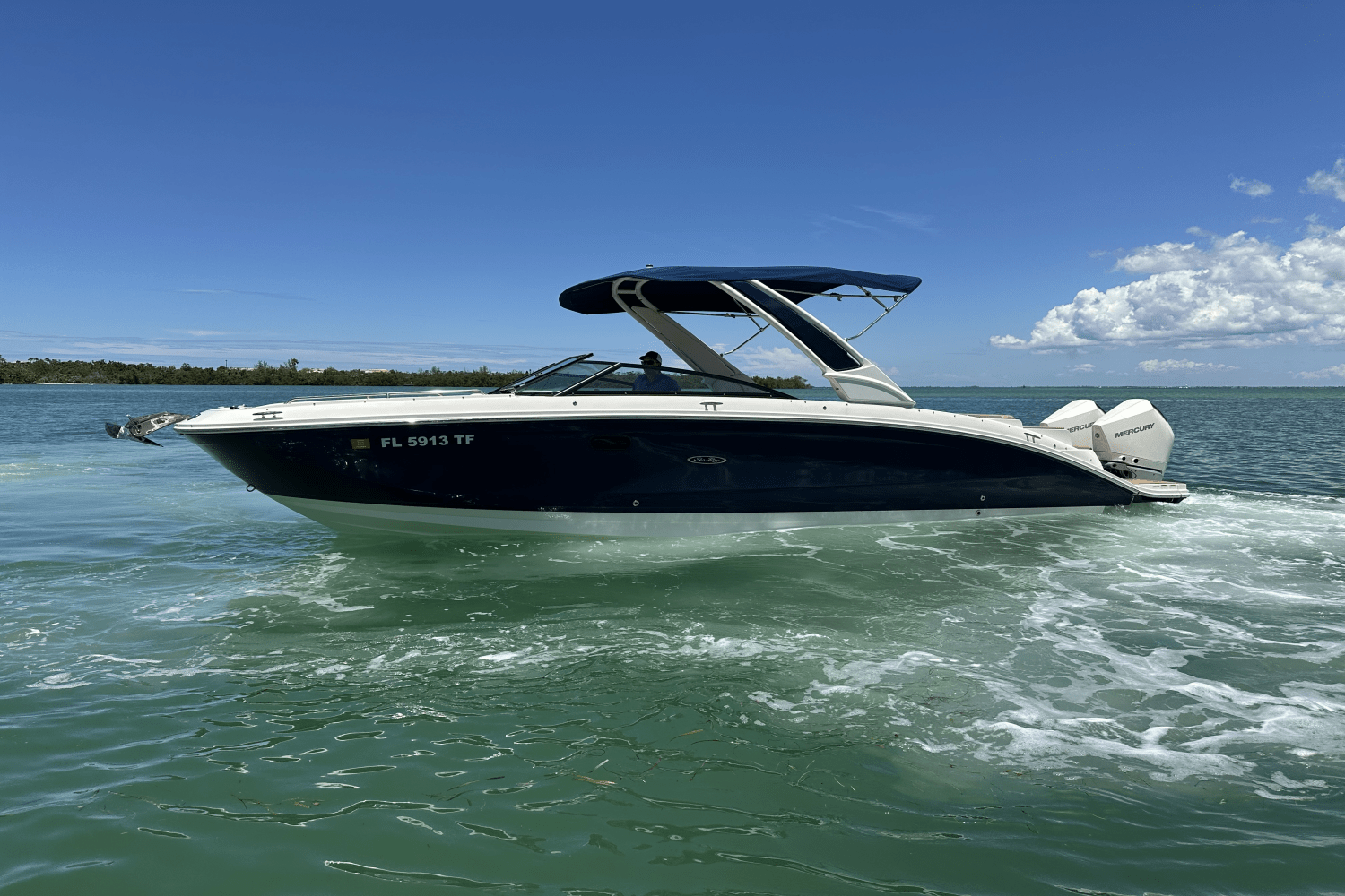 Slide: The Image of Sea Ray 290 SDX OUTBOARD 2022 - 0