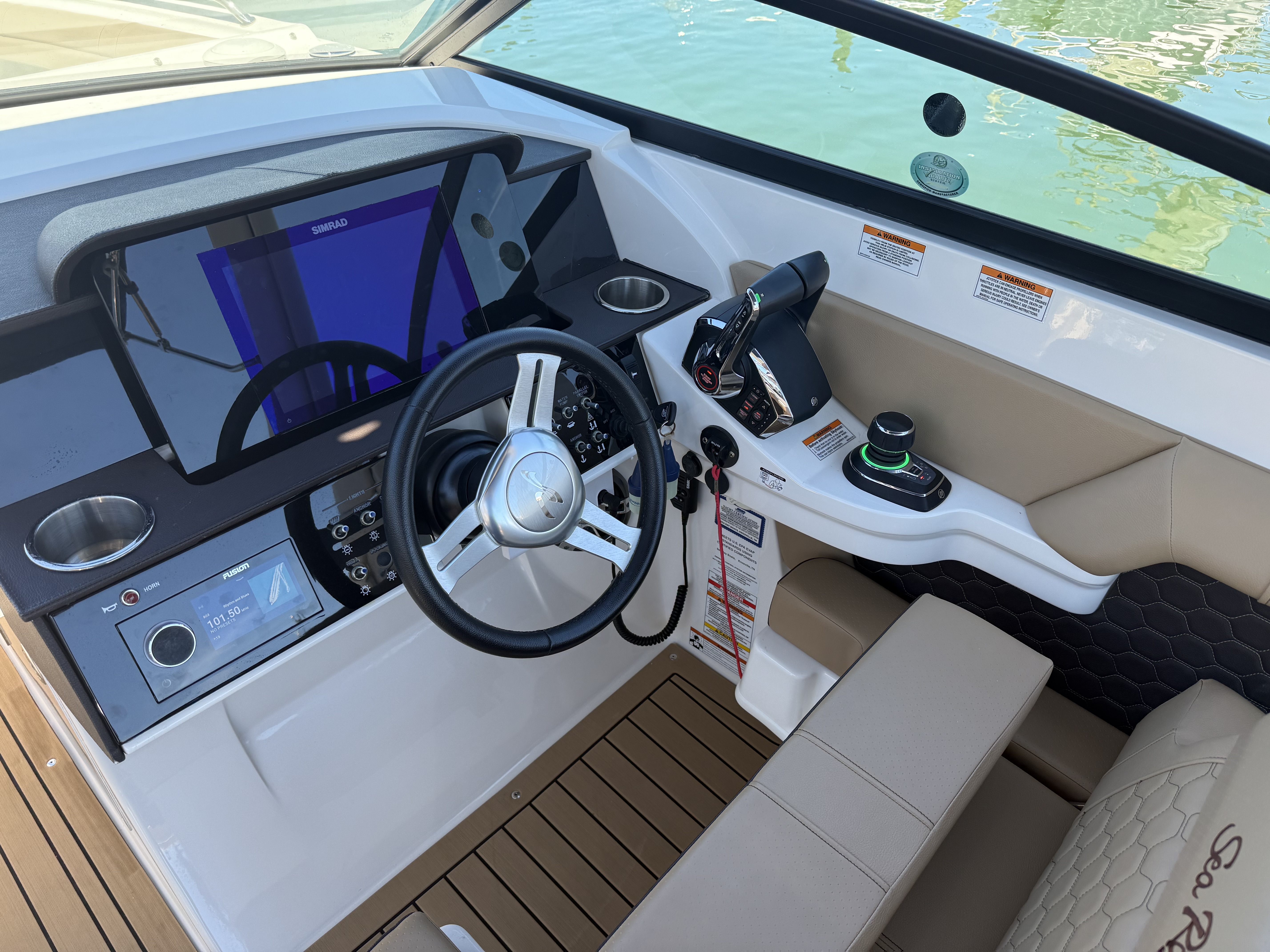 Slide: The Image of Sea Ray 290 SDX OUTBOARD 2022 - 10