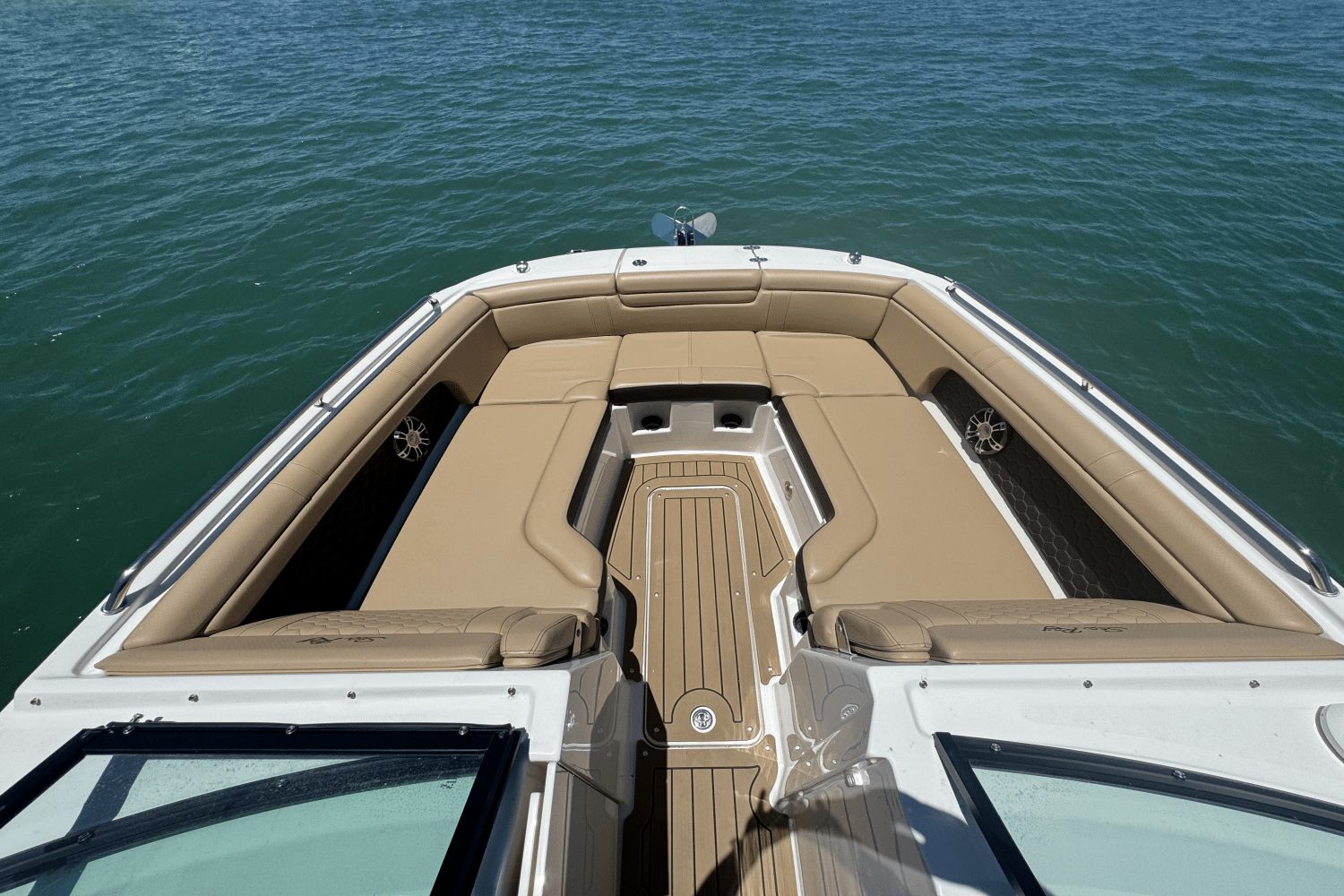 Slide: The Image of Sea Ray 290 SDX OUTBOARD 2022 - 10