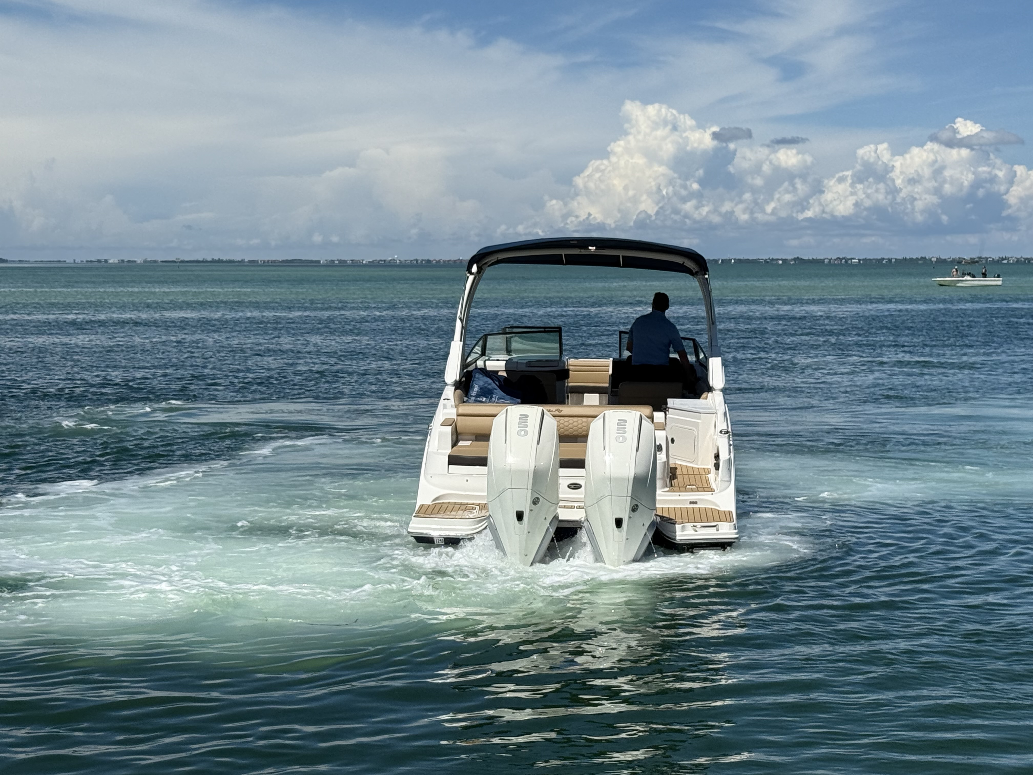 Slide: The Image of Sea Ray 290 SDX OUTBOARD 2022 - 4