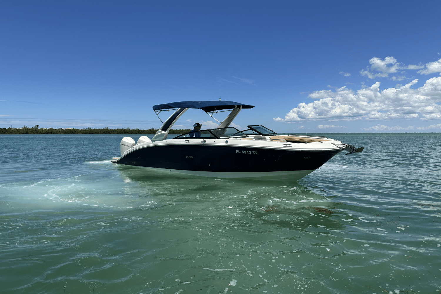 Slide: The Image of Sea Ray 290 SDX OUTBOARD 2022 - 6