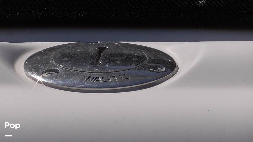 Slide: The Image of Sea Ray 290 SLX 2001 - 28