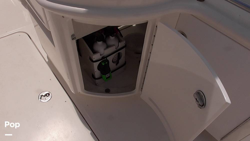 Slide: The Image of Sea Ray 290 SLX 2001 - 65