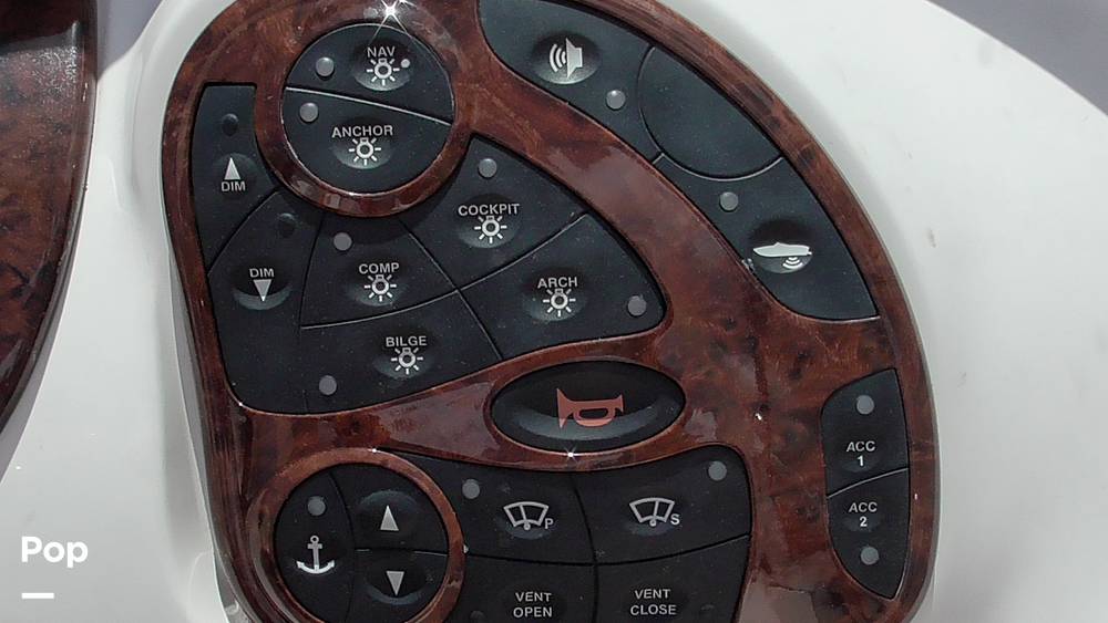Slide: The Image of Sea Ray 290 SLX 2001 - 84