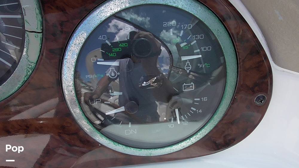 Slide: The Image of Sea Ray 290 SLX 2001 - 94
