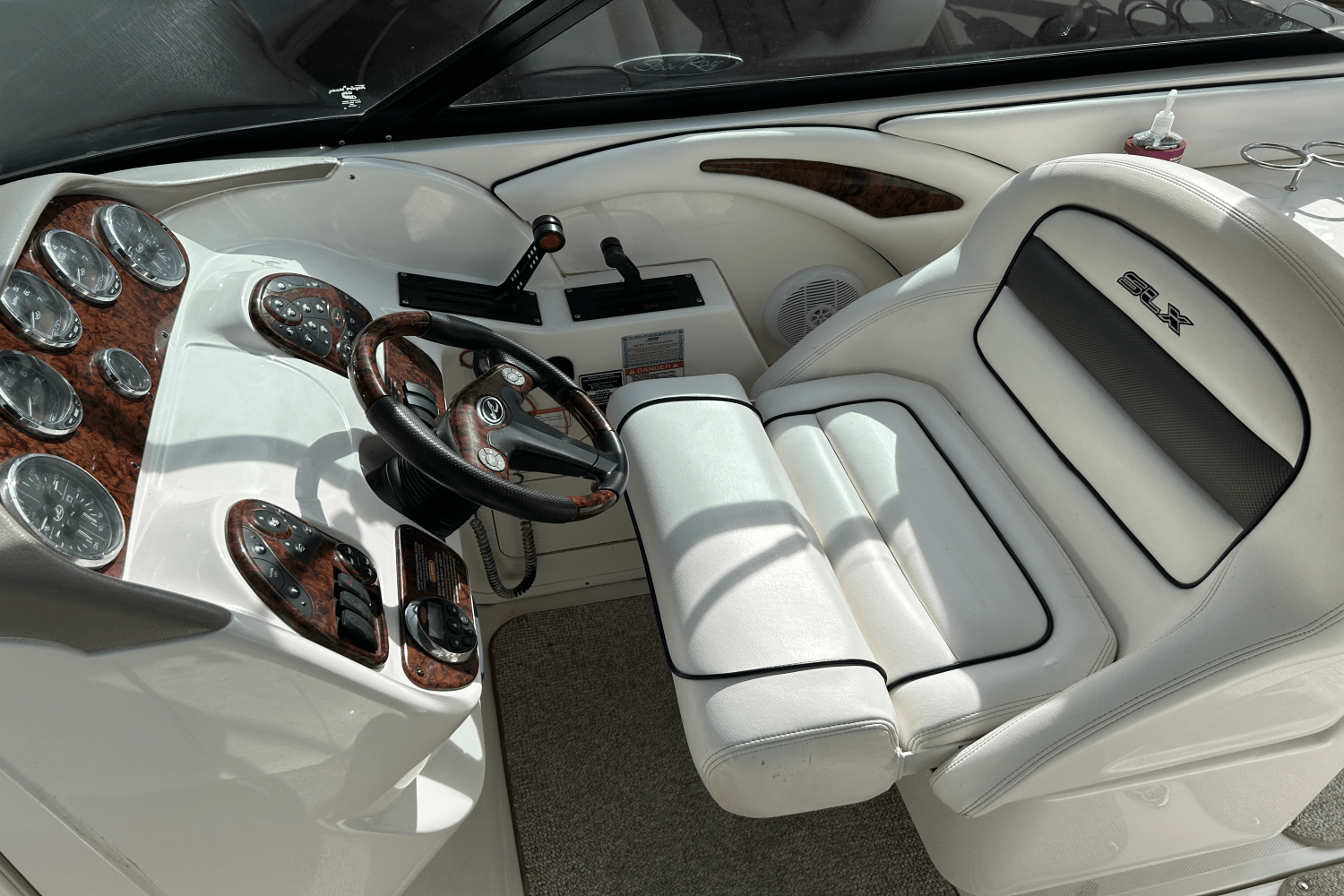 Slide: The Image of Sea Ray 290 SLX 2007 - 9