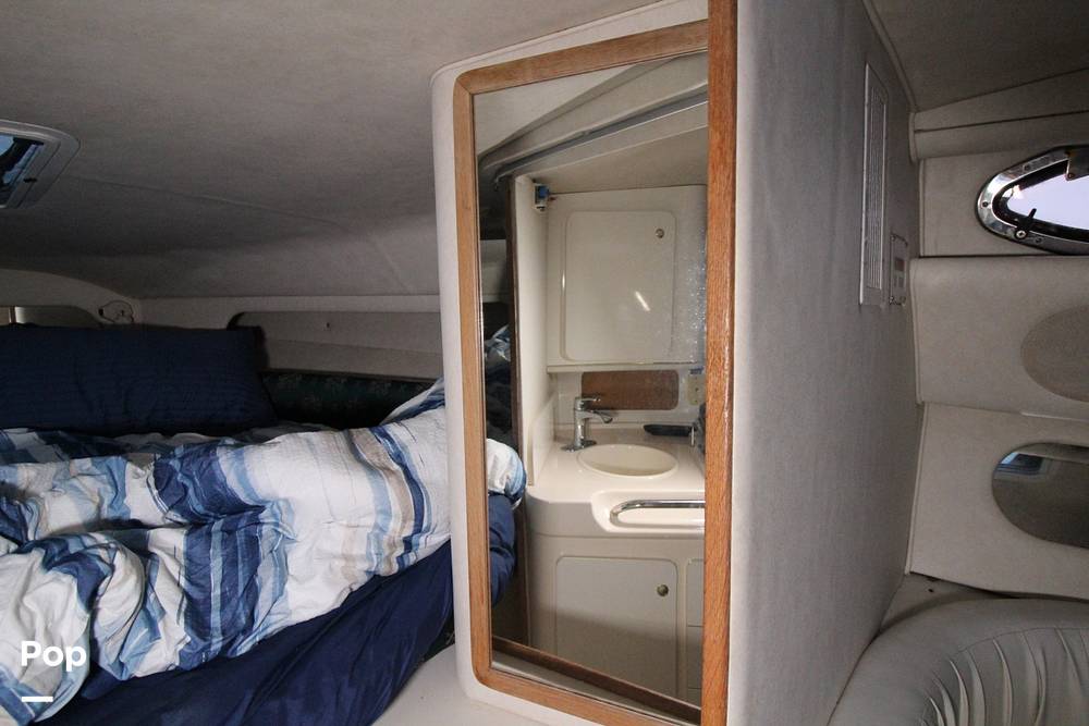 Slide: The Image of Hanging Locker - 13534446