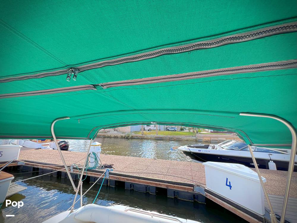 Slide: The Image of Sea Ray 290 Sundancer 1999 - 105