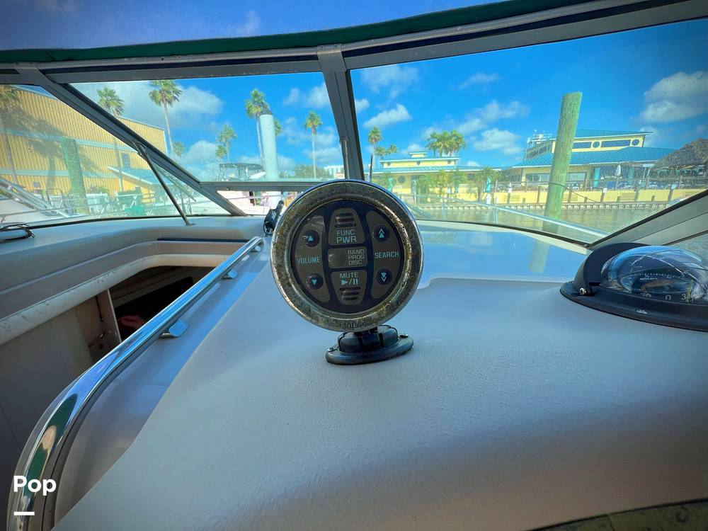 Slide: The Image of Sea Ray 290 Sundancer 1999 - 44