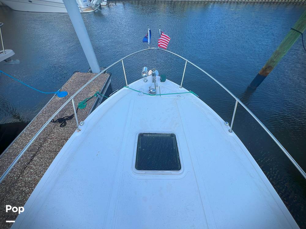 Slide: The Image of Sea Ray 290 Sundancer 1999 - 64