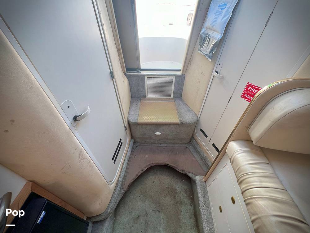Slide: The Image of Sea Ray 290 Sundancer 1999 - 95
