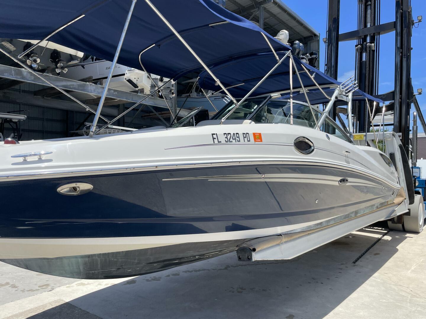 Slide: The Image of Sea Ray 290 Sundeck 2008 - 5407229