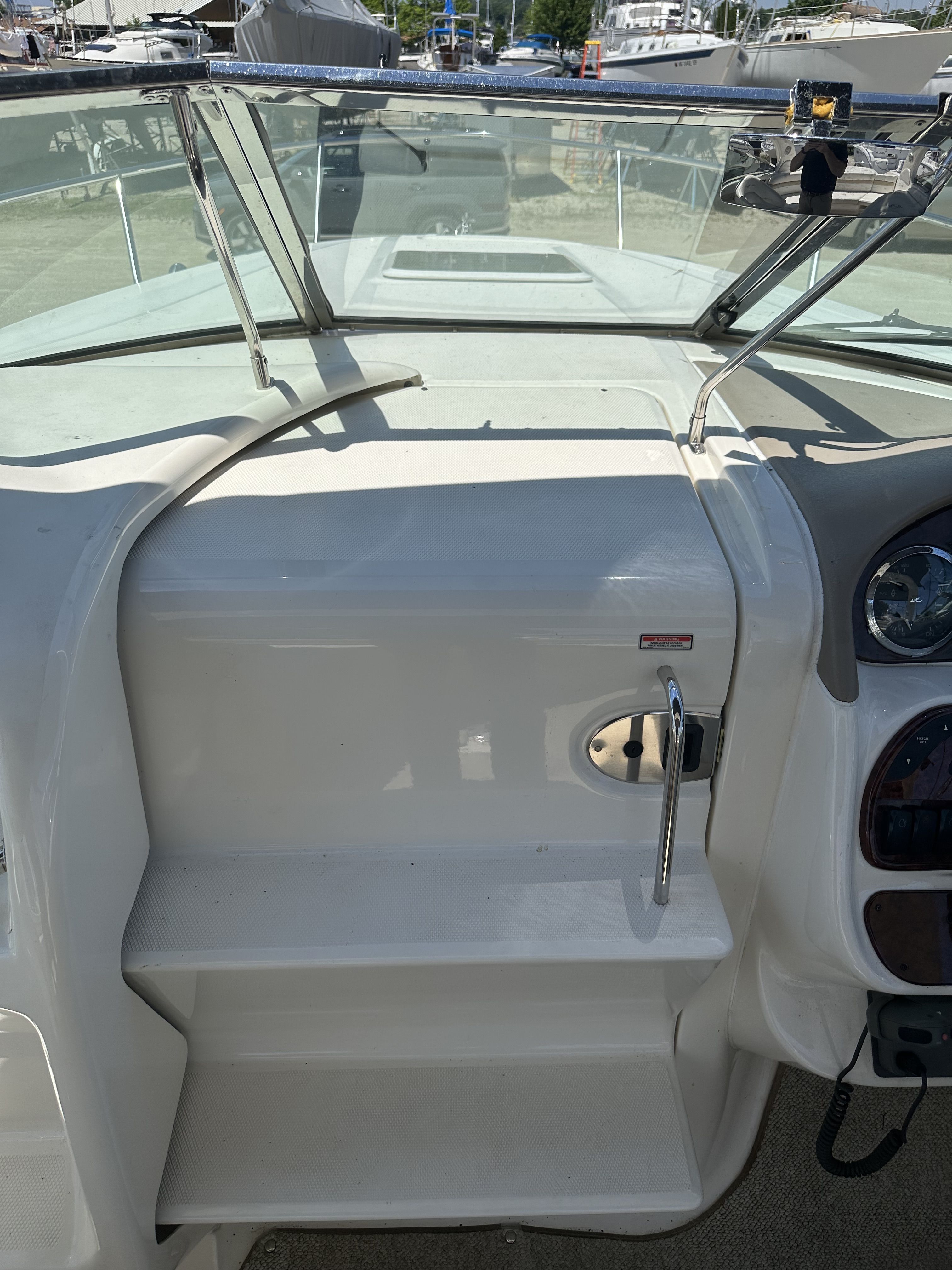 Slide: The Image of Sea Ray 290 SUN SPORT 2001 - 11