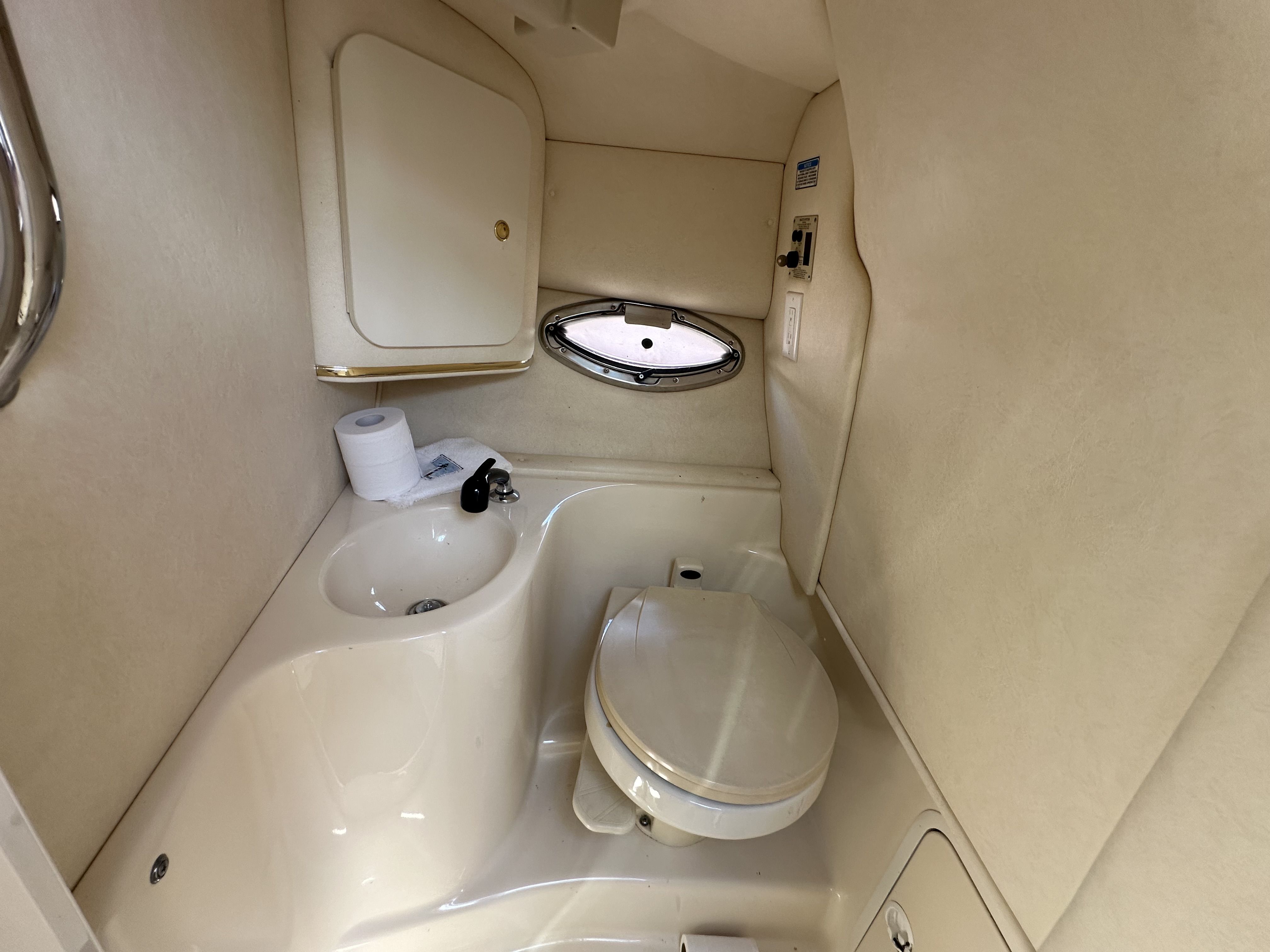 Slide: The Image of Sea Ray 290 SUN SPORT 2001 - 14