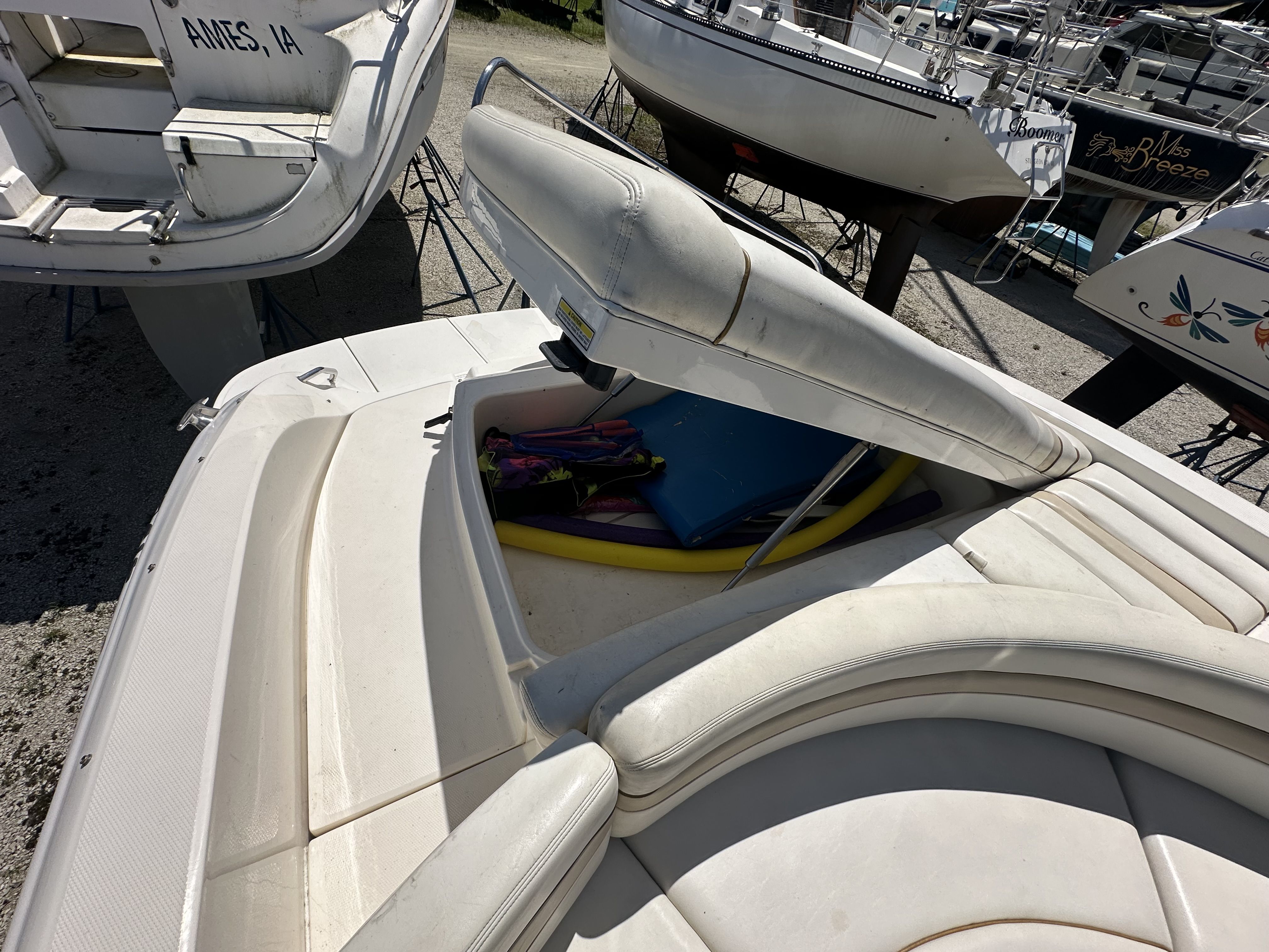 Slide: The Image of Sea Ray 290 SUN SPORT 2001 - 5