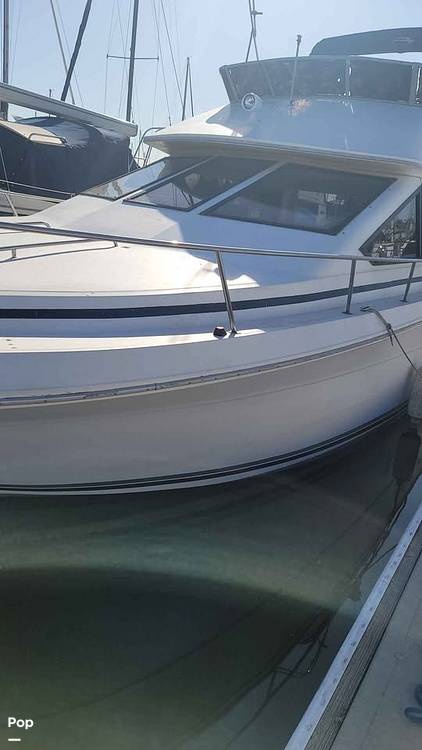Slide: The Image of Sea Ray 300 Sedan Bridge 1989 - 15916305