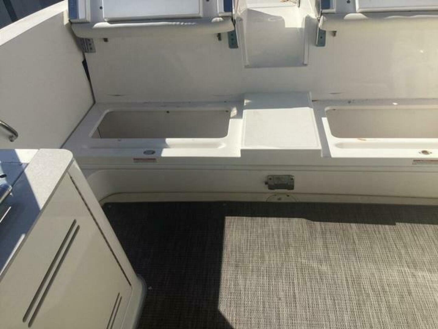 Slide: The Image of Sea Ray 300SLX 2009 - 5292177