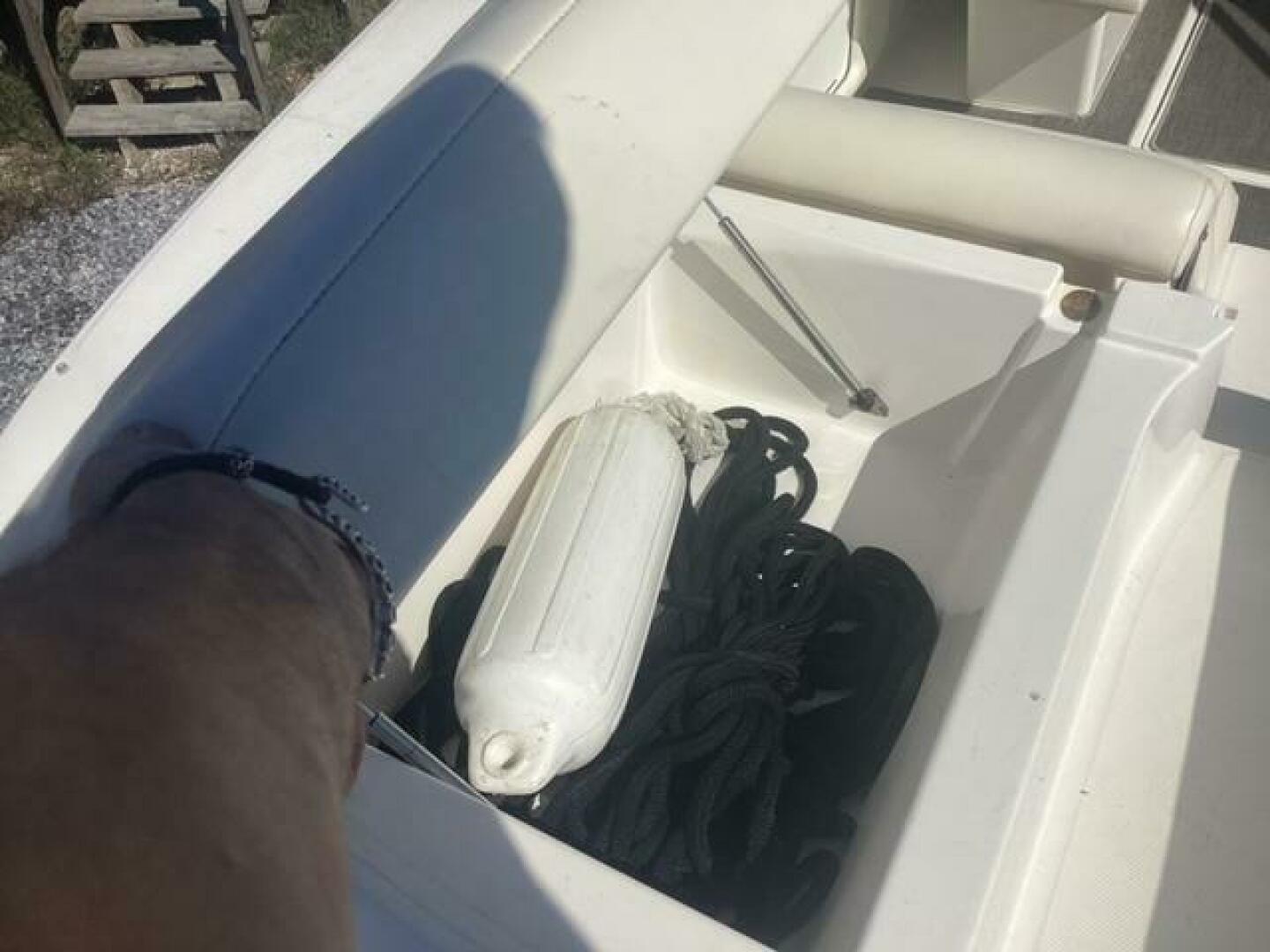 Slide: The Image of Sea Ray 300SLX 2009 - 5292178