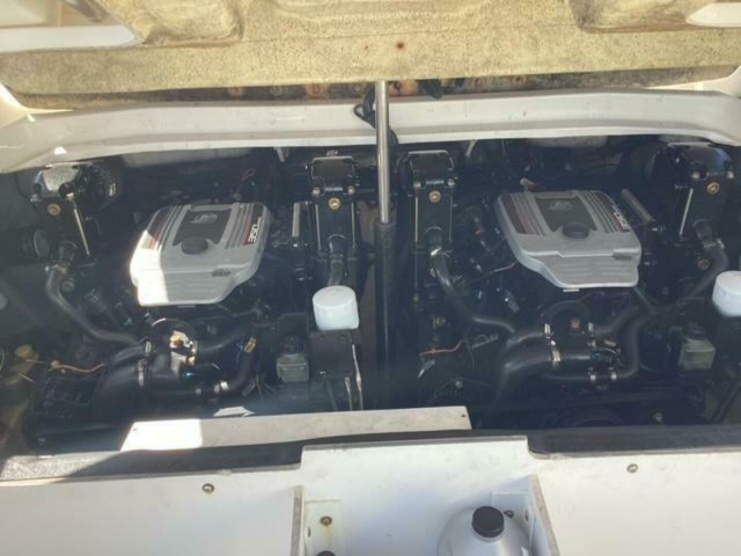 Slide: The Image of Sea Ray 300SLX 2009 - 5292179