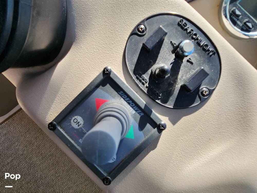 Slide: The Image of Sea Ray 300 Sundancer 2002 - 14574415