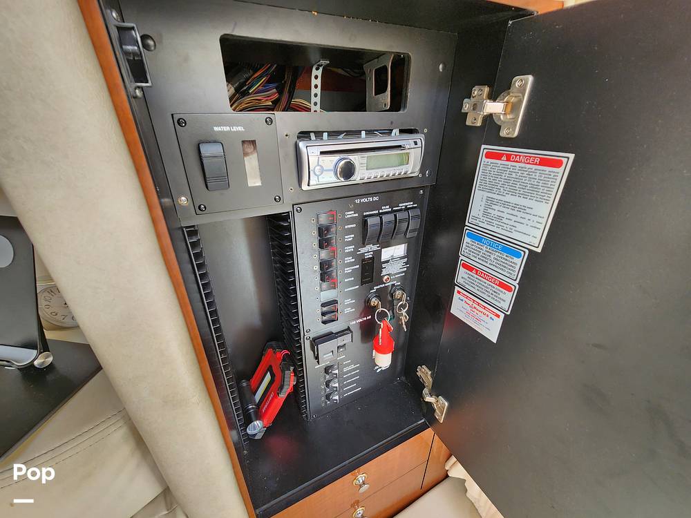 Slide: The Image of Sea Ray 300 Sundancer 2002 - 14574424