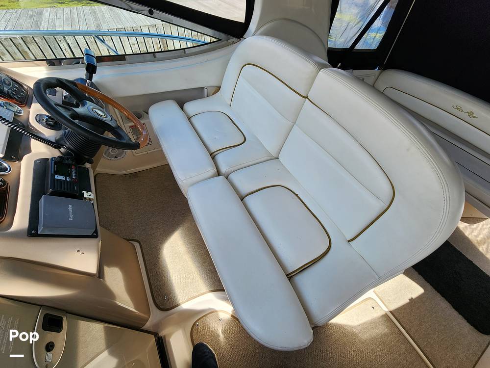 Slide: The Image of Sea Ray 300 Sundancer 2002 - 14574407