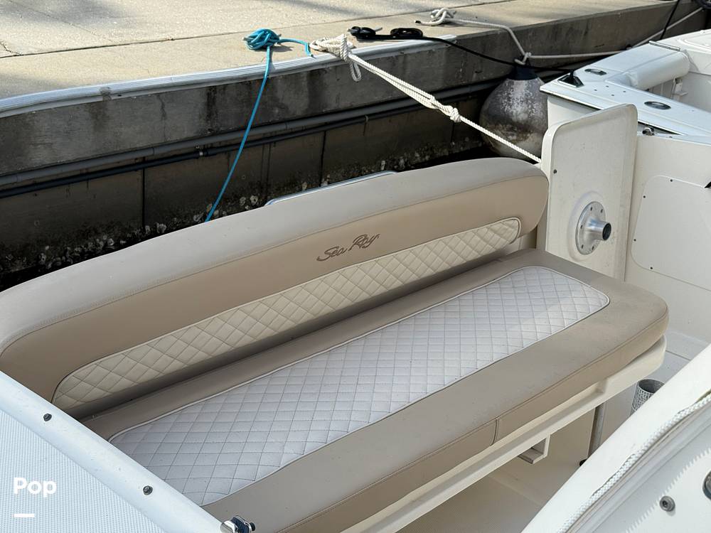 Slide: The Image of Sea Ray 300 Sundancer 2005 - 15441876