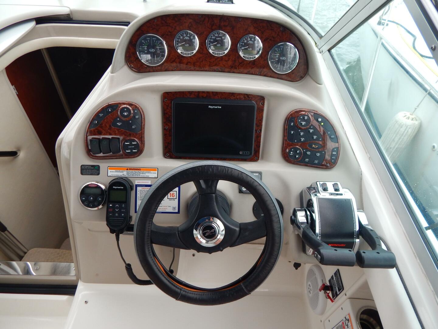 Slide: The Image of Sea Ray 300 Sundancer 2006 - 4703034