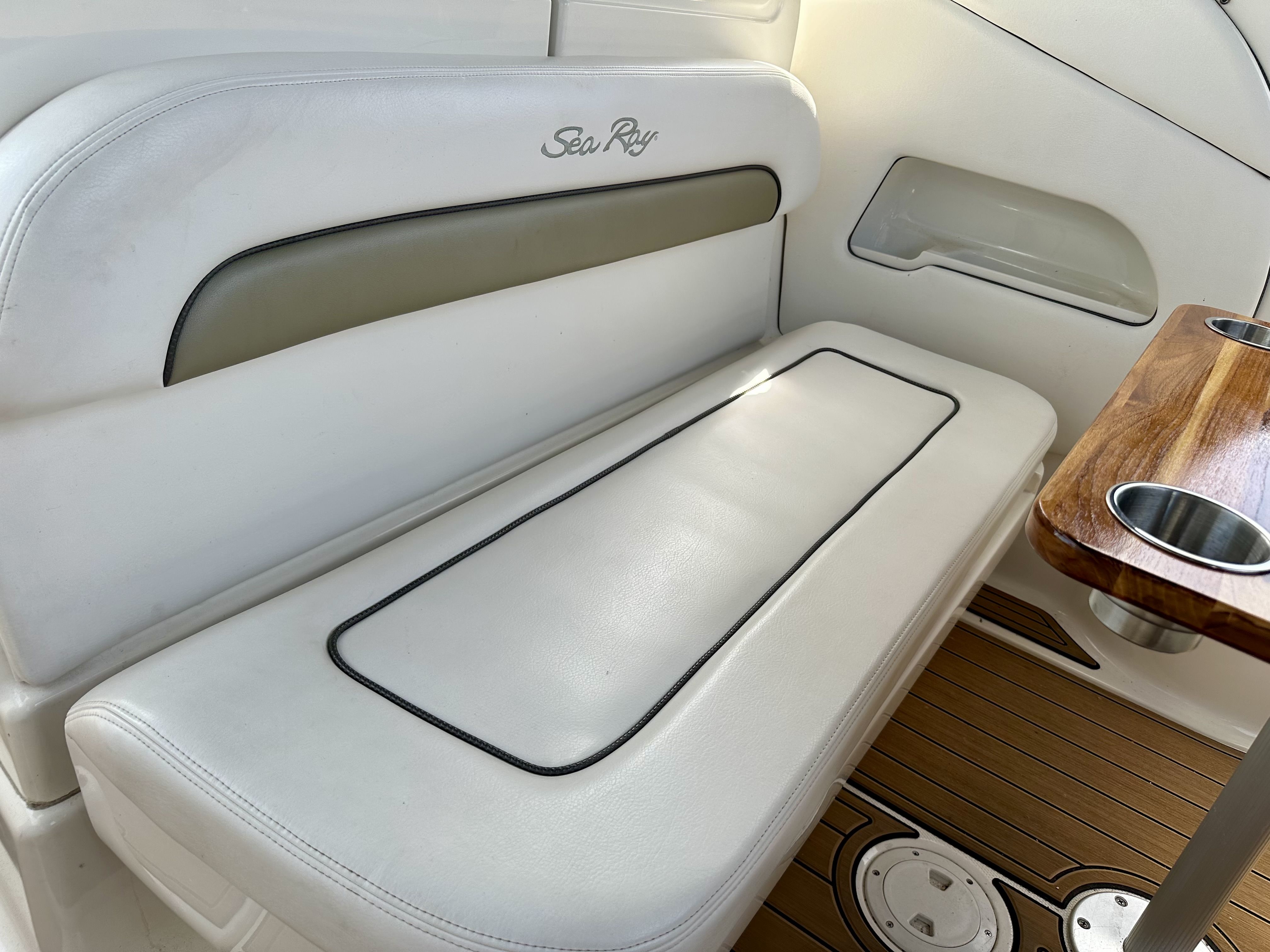 Slide: The Image of Sea Ray 300 SUNDANCER 2006 - 7