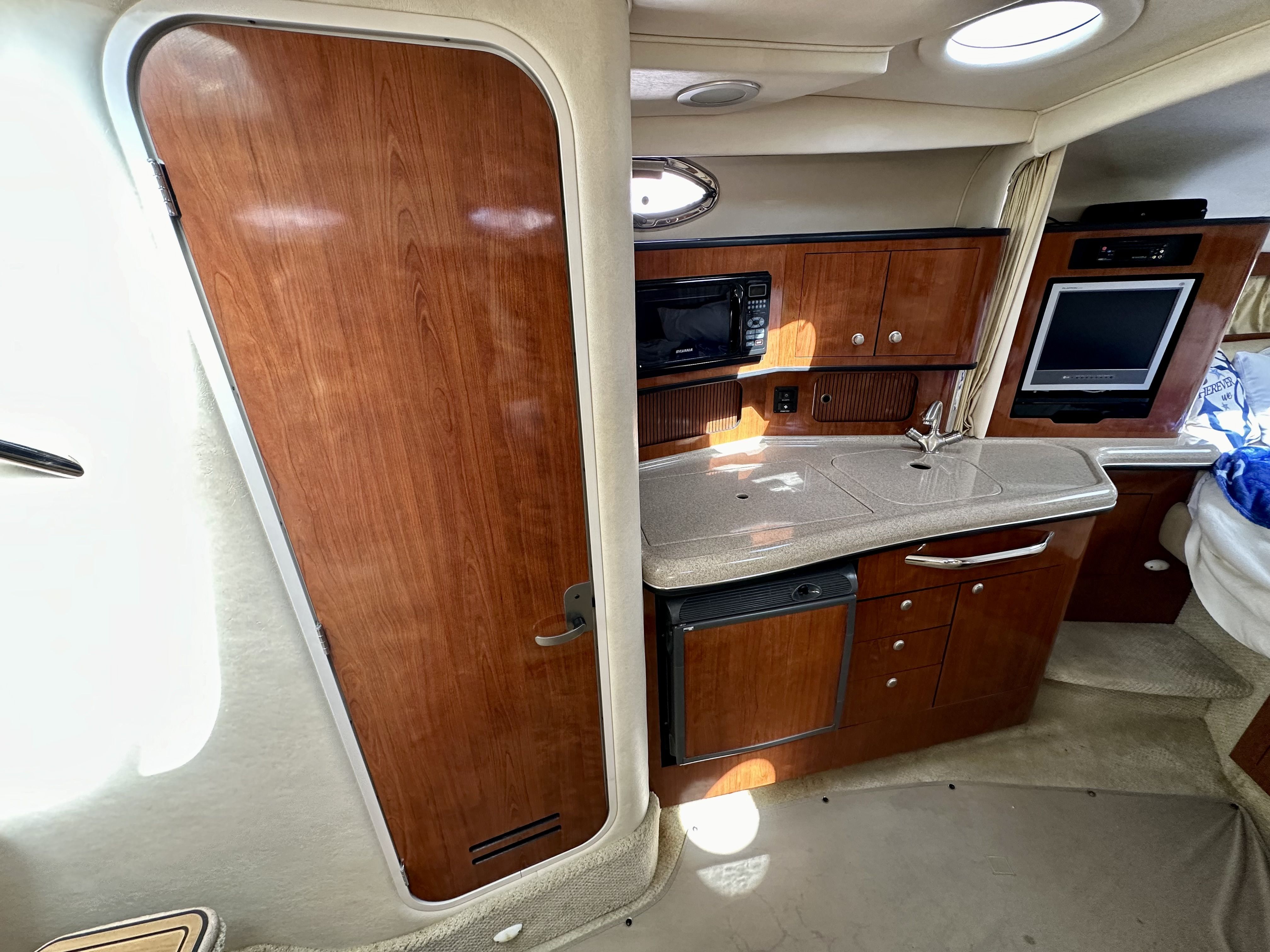 Slide: The Image of Sea Ray 300 SUNDANCER 2006 - 9