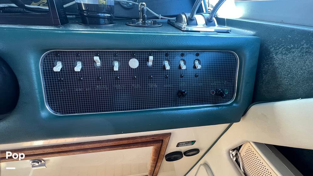 Slide: The Image of Sea Ray 300 Weekender 1988 - 15189630