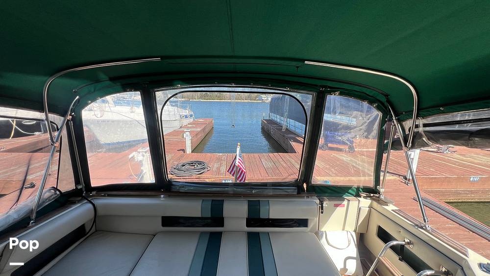 Slide: The Image of Sea Ray 300 Weekender 1988 - 15189653