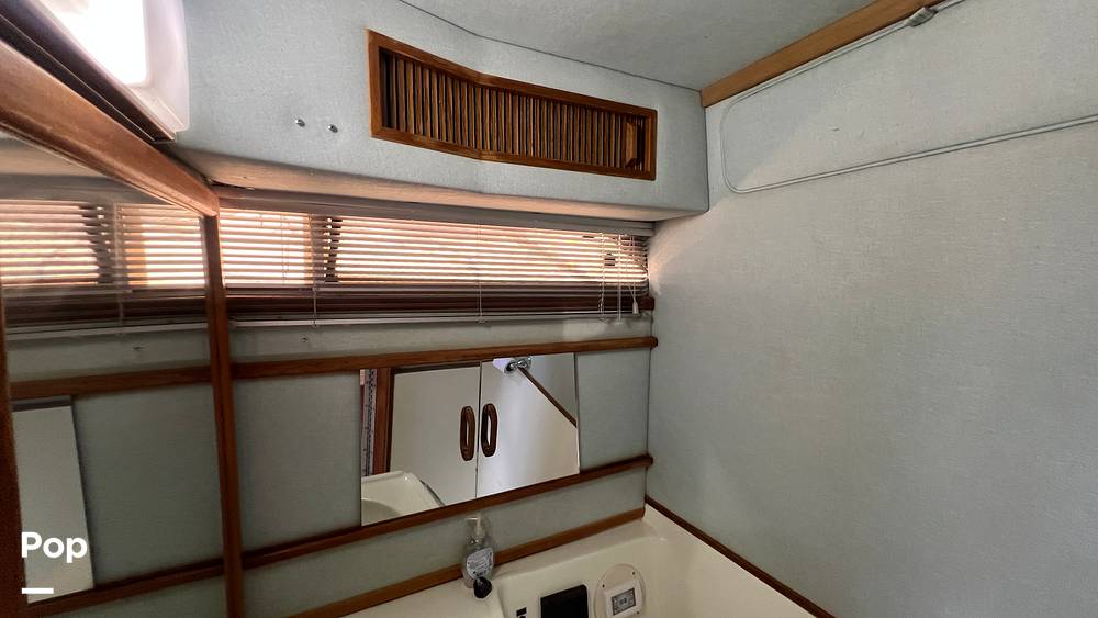 Slide: The Image of Sea Ray 300 Weekender 1988 - 15189803