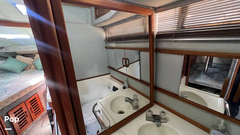 Slide: The Image of Sea Ray 300 Weekender 1988 - 15189807