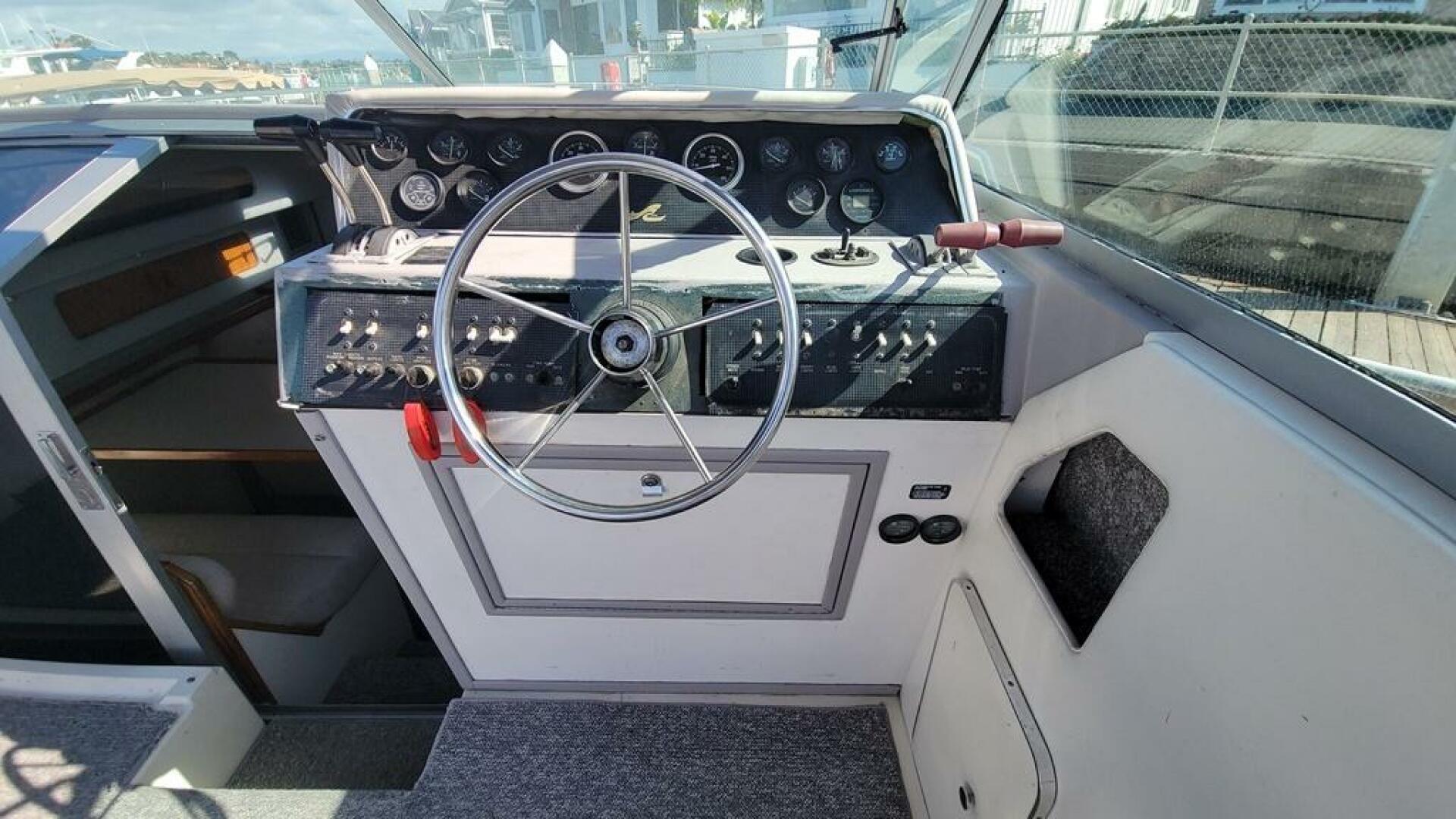 Slide: The Image of Sea Ray 300 Weekender 1989 - 4827635