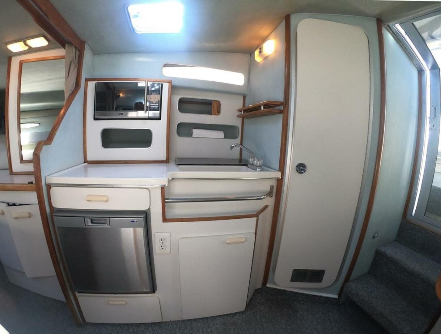 Slide: The Image of Sea Ray 300 Weekender 1989 - 4827645