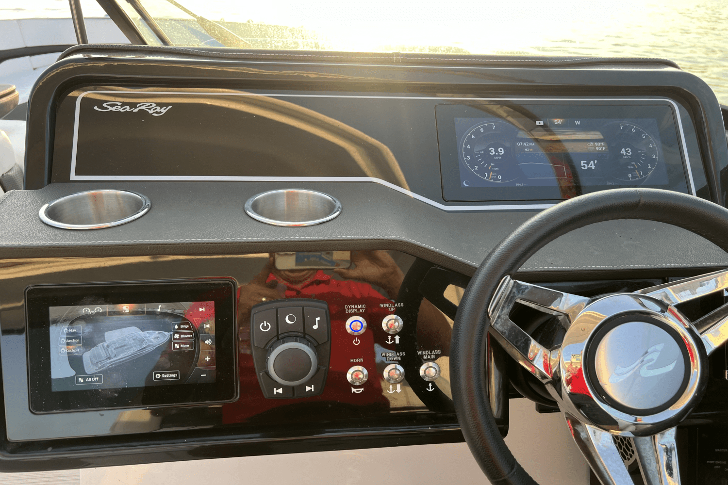 Slide: The Image of Sea Ray 310 SLX 2018 - 32