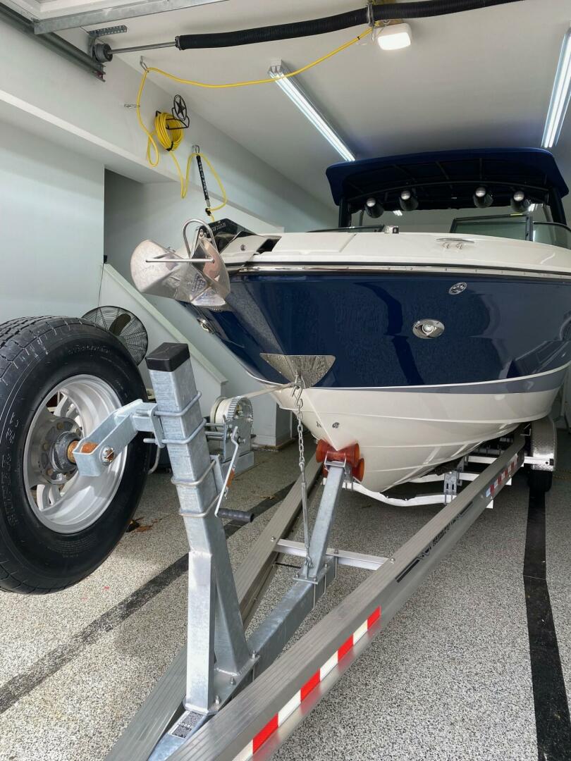 Slide: The Image of Sea Ray 310 SLX 2019 - 11