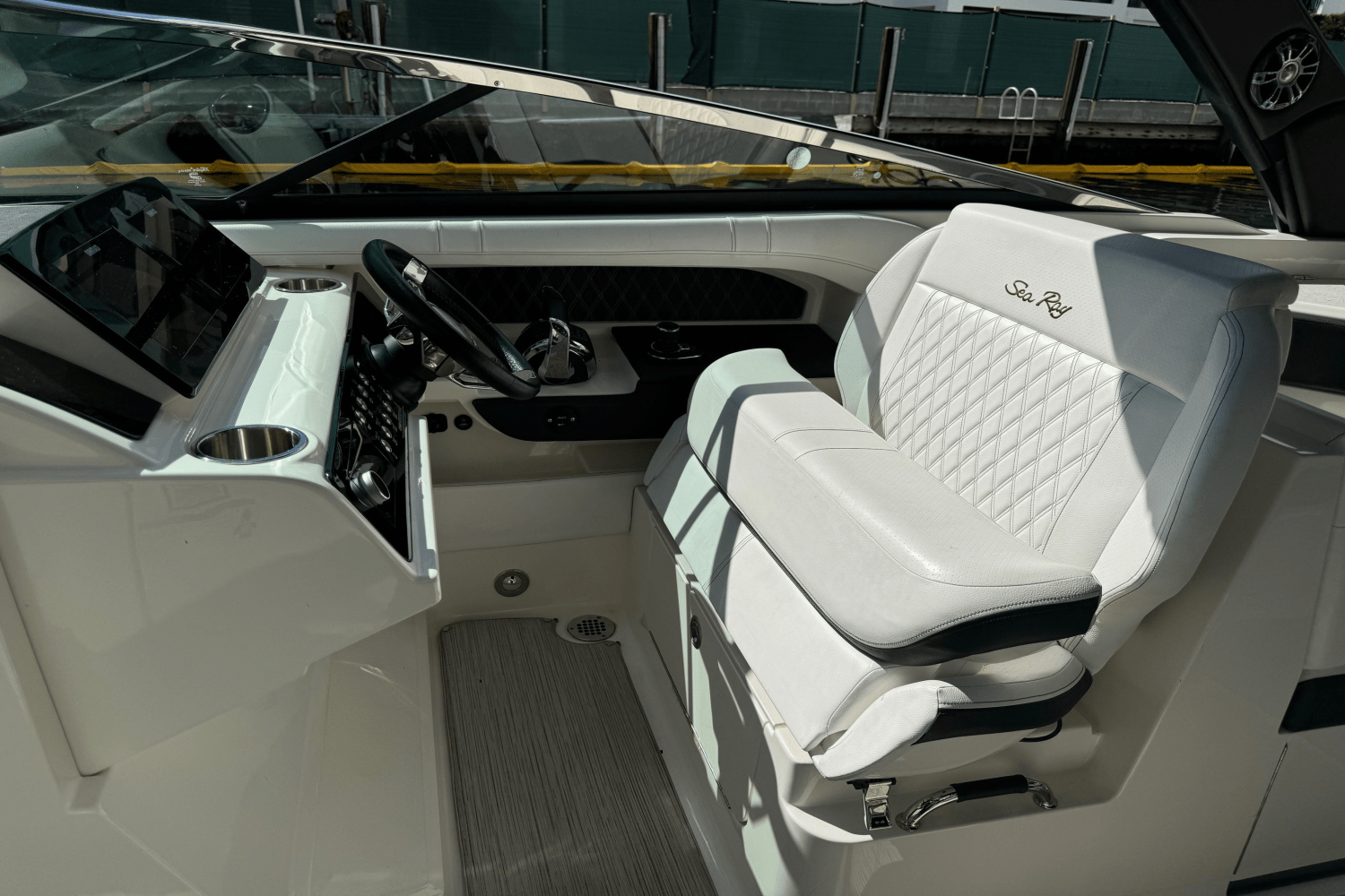 Slide: The Image of Sea Ray 310 SLX 2019 - 64