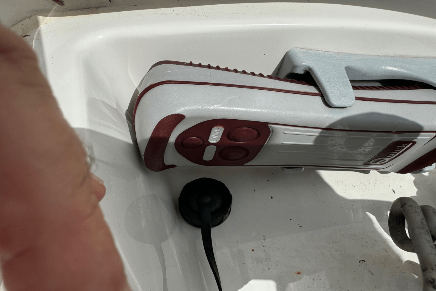 Slide: The Image of Sea Ray 310 SLX 2019 - 75