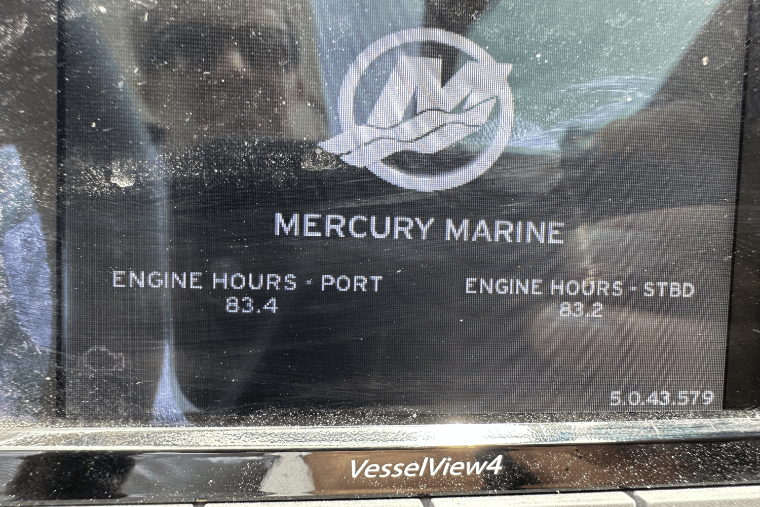 Slide: The Image of Sea Ray 310 SLX-OB 2018 - 24