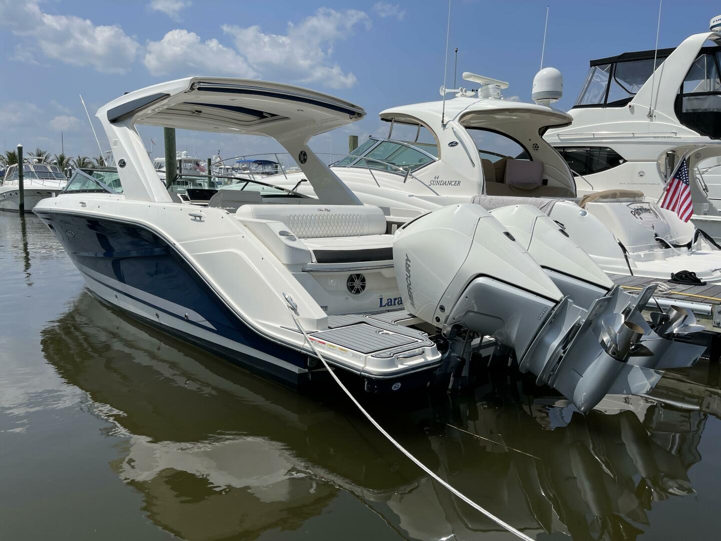 Slide: The Image of Sea Ray 310 SLX OB 2019 - 1