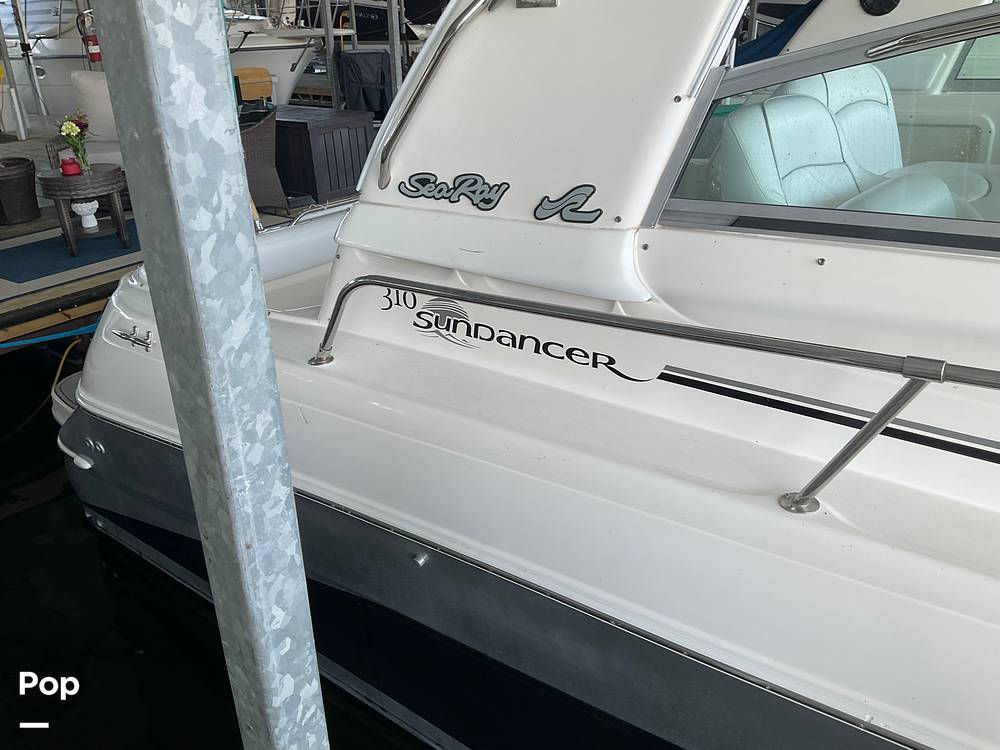 Slide: The Image of Sea Ray 310 Sundancer 1998 - 15670021